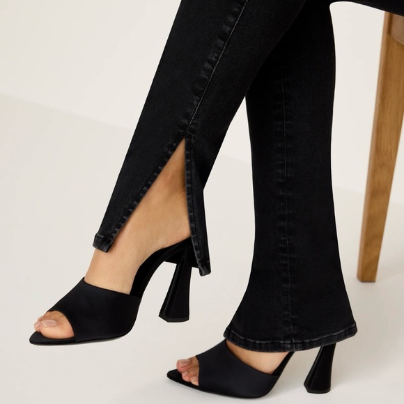 GOOD AMERICAN - ALWAYS FITS GOOD LEGS SKINNY JEANS - Picture 4 of 13